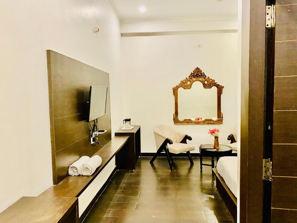 River Inn Hotels&Resorts Haridwar Bagian luar foto